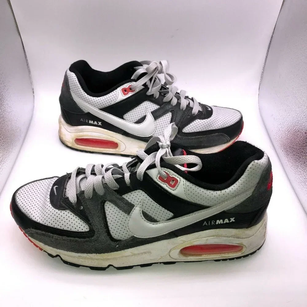 Nike Sz 9.5 Black White Air Max Command Sneakers